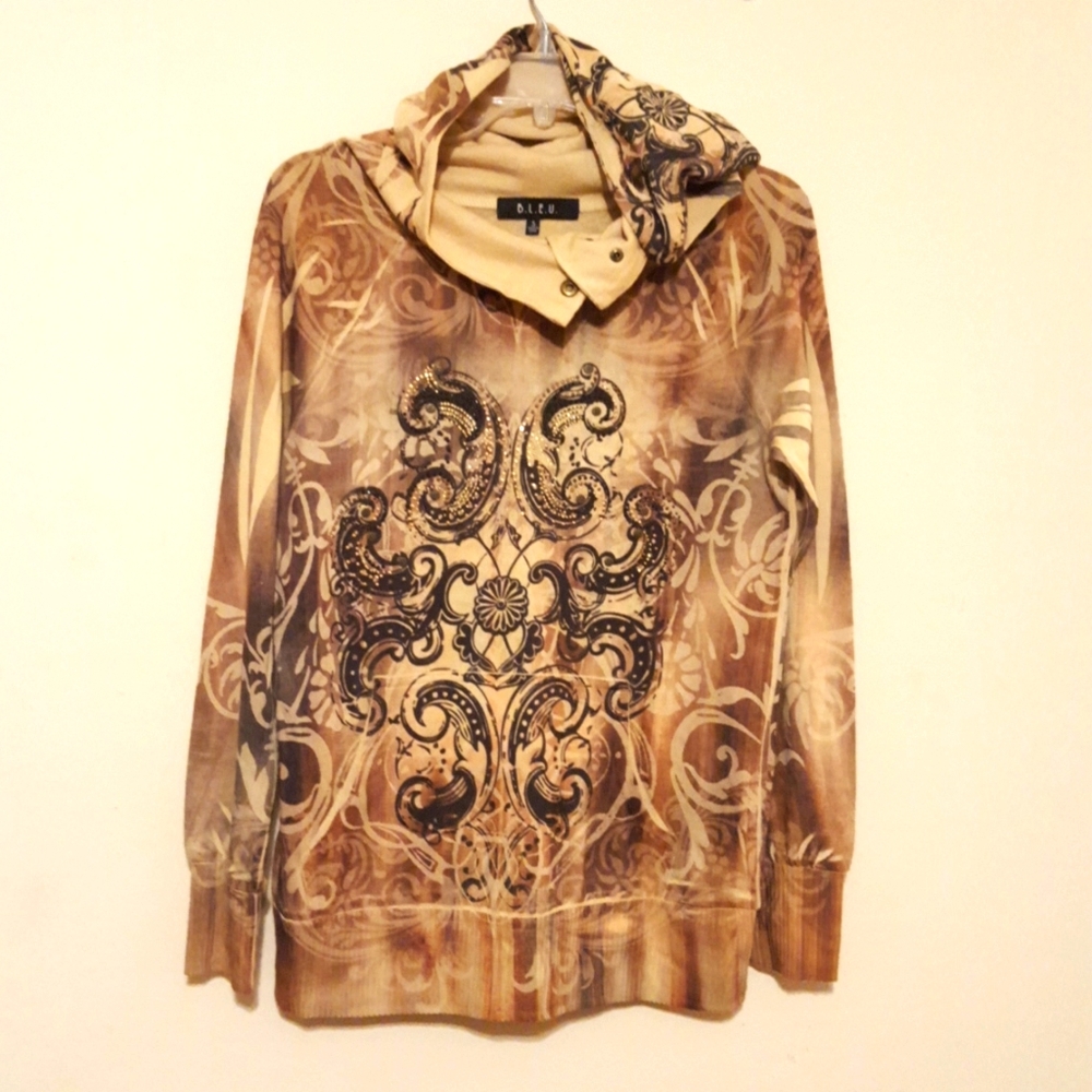 Women's Size S B.L.E.U. Hoodie